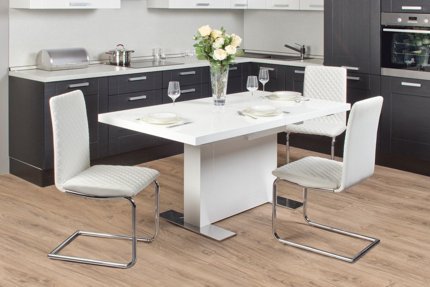 белый кухонный стол