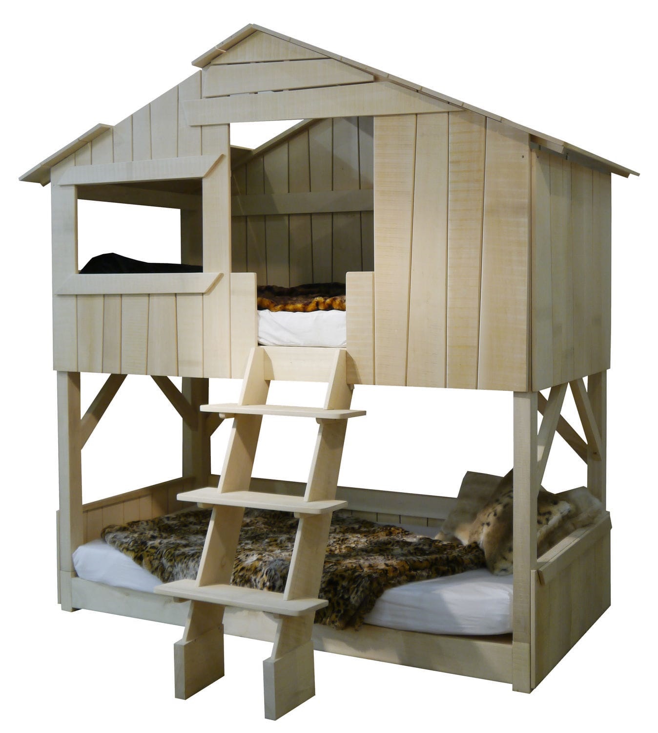 кровать-домик для детей плюсы