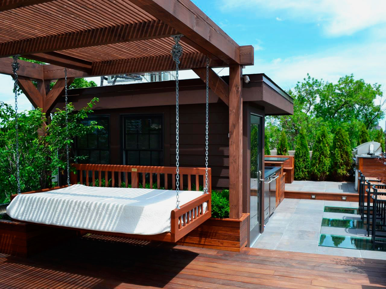 кровать качели