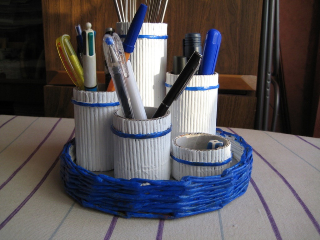 подставка из картона идеи