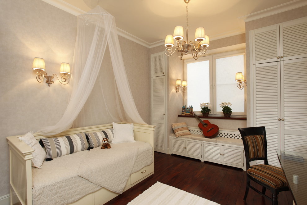 шкаф вокруг окна фото оформление