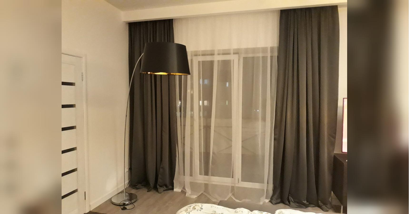 шторы коричневые на окно