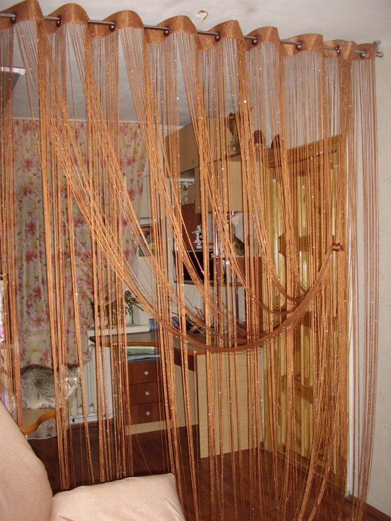 зонирование помещения шторвами