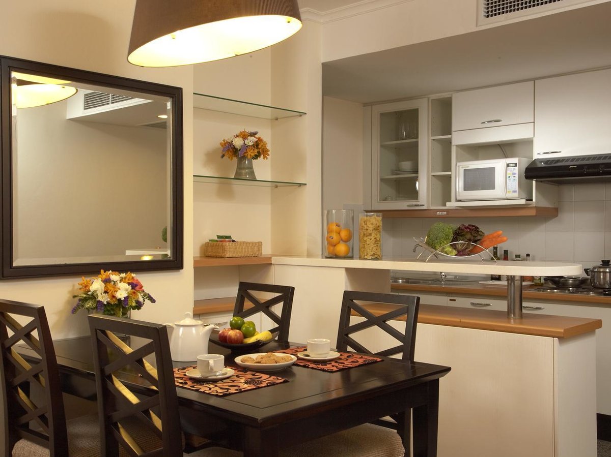 зеркало на кухне