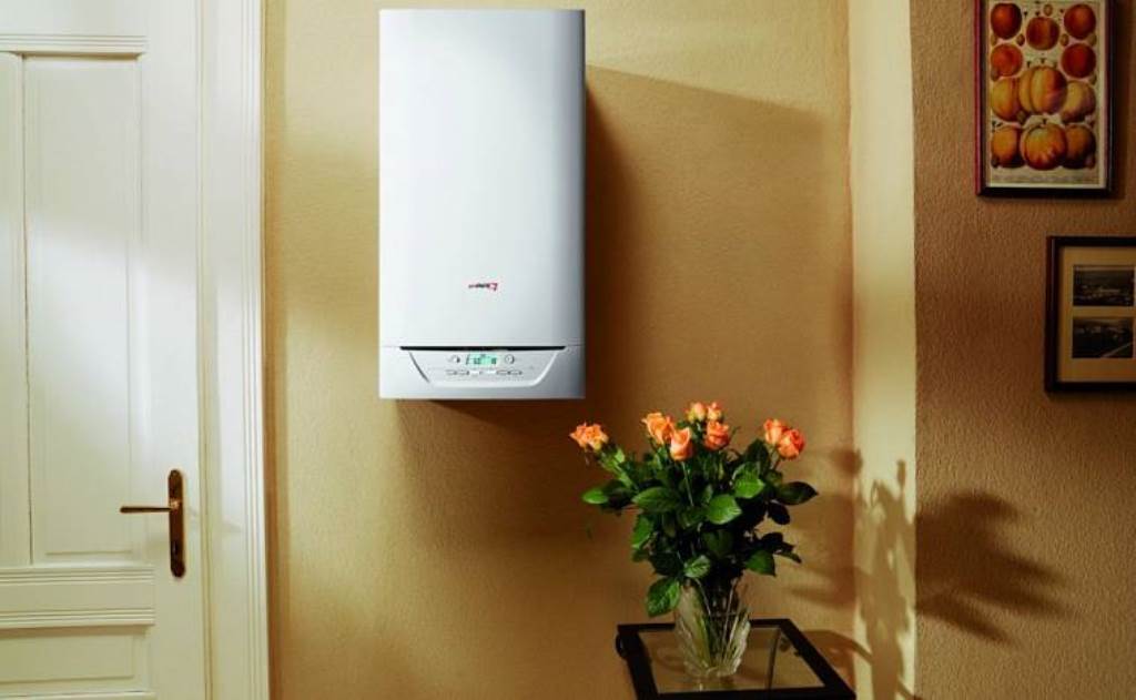 газовая колонка в коридоре