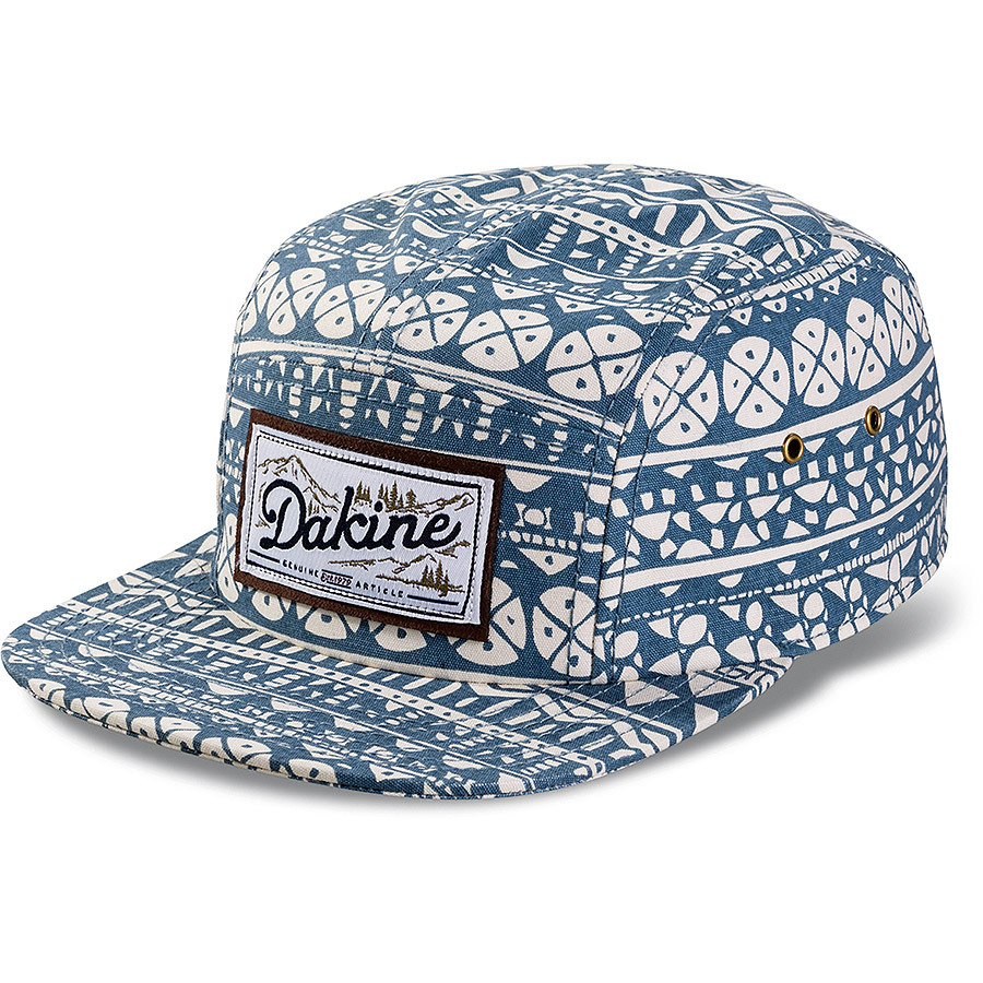 пластиковый козырек кепки