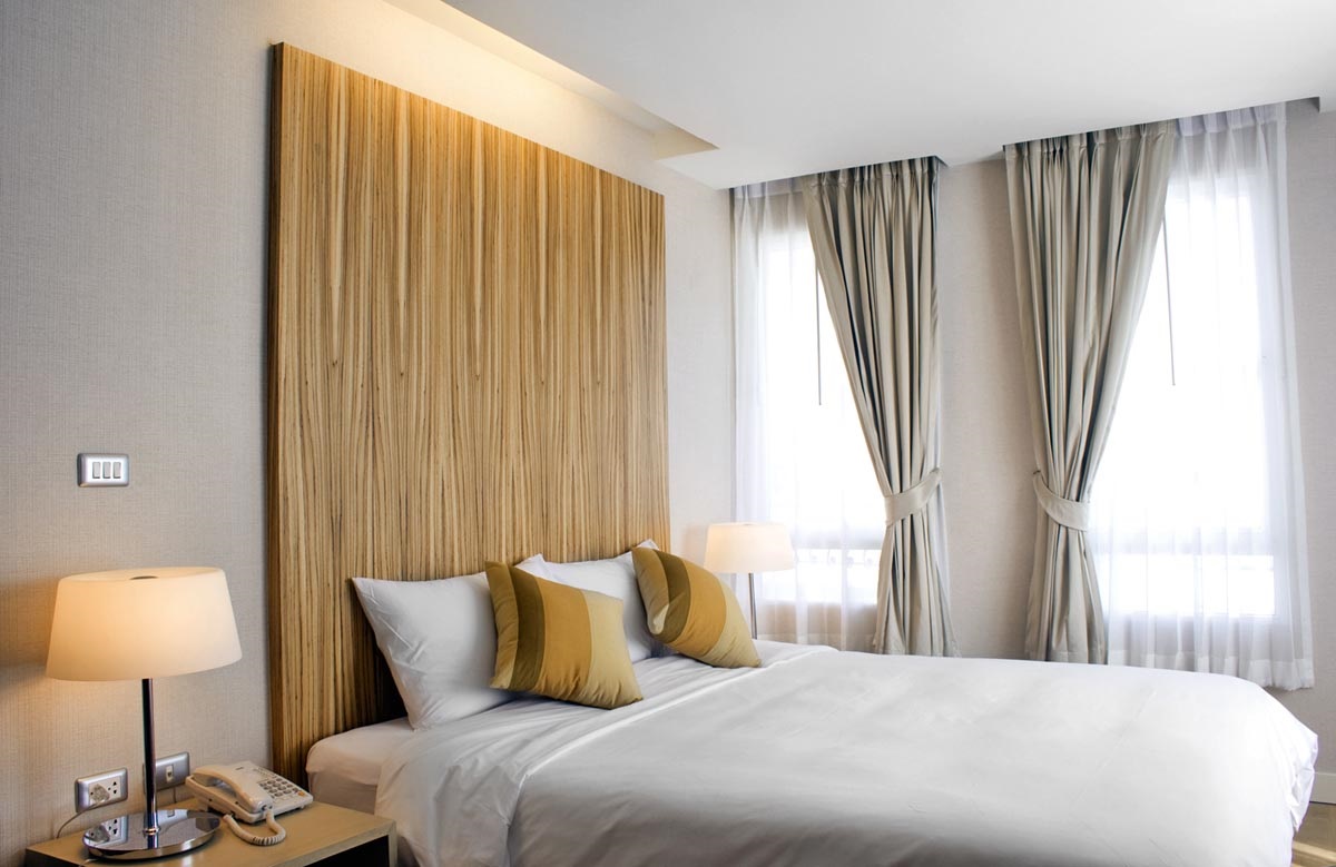 карниз для потолка