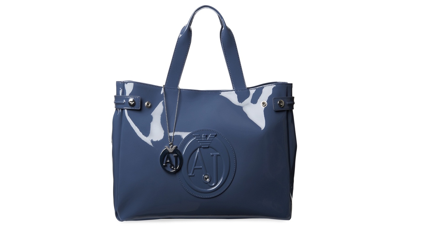 Лакированная кожа