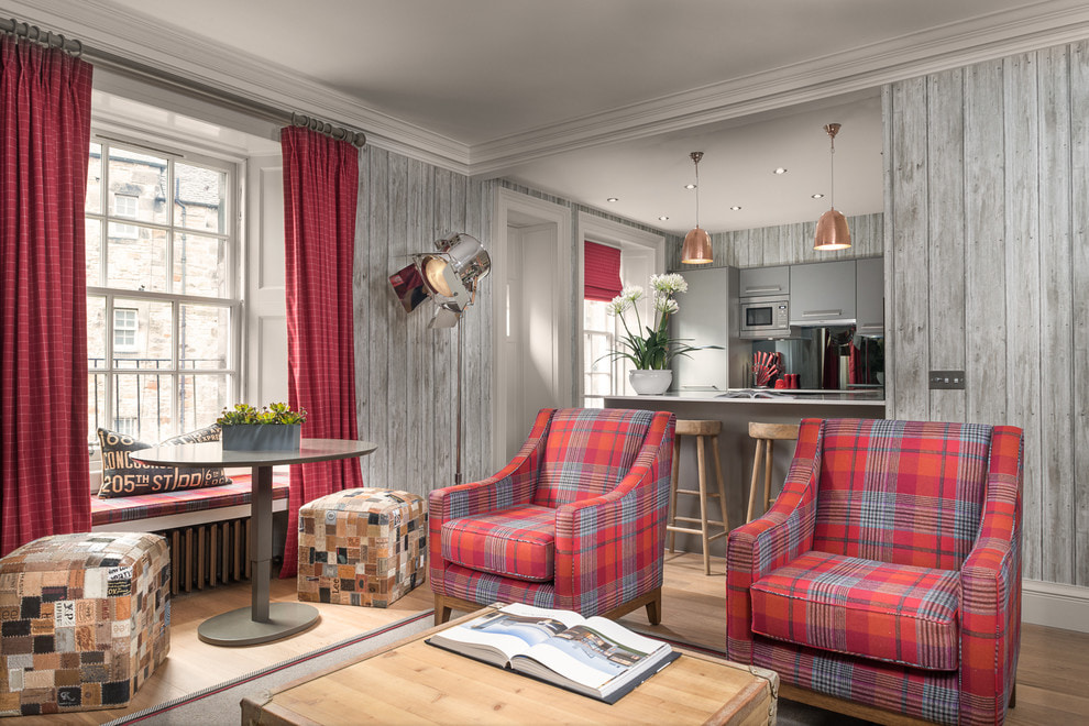 красные шторы идеи фото