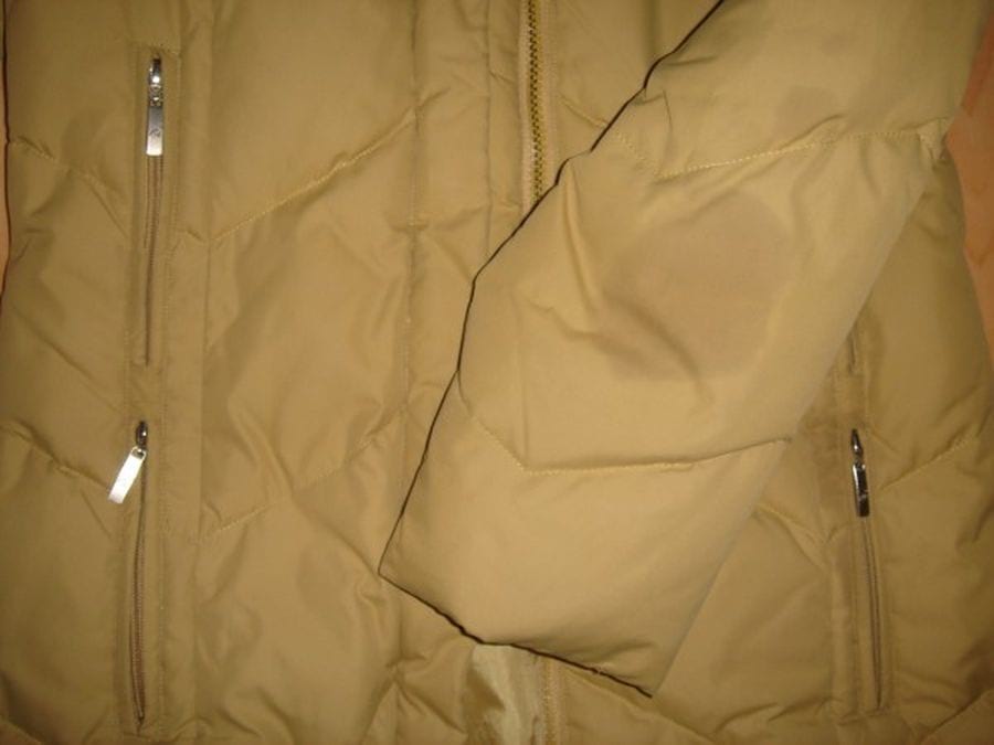 масляное пятно на куртке