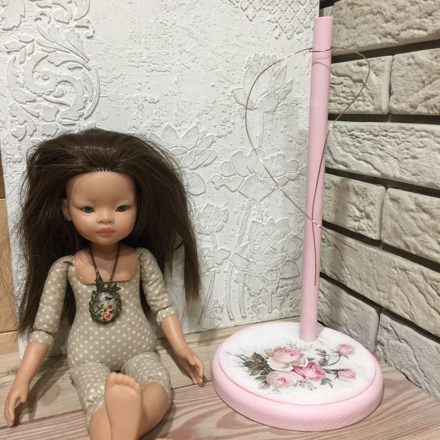 подставка для куклы из гипса