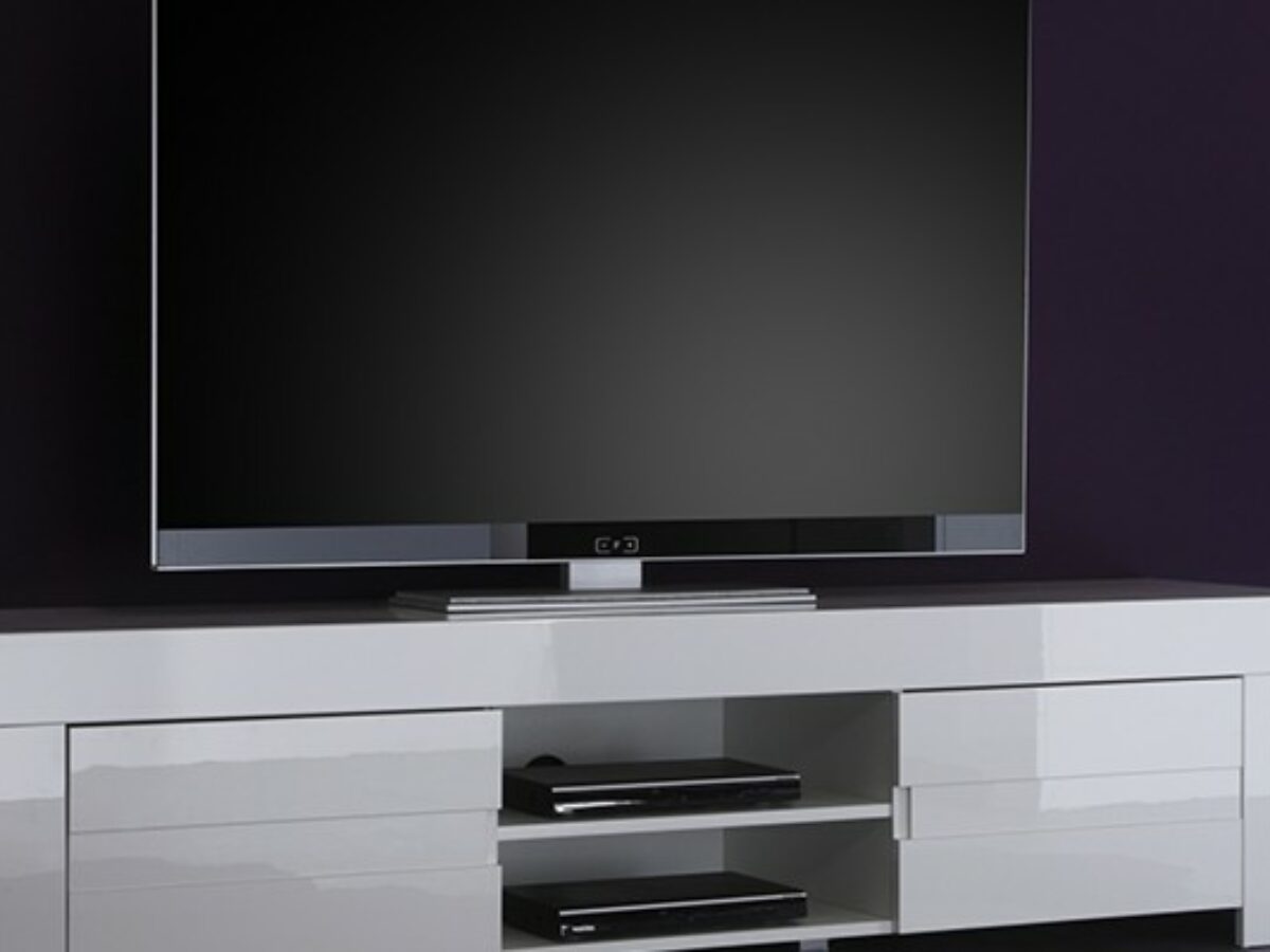 полка под телевизор