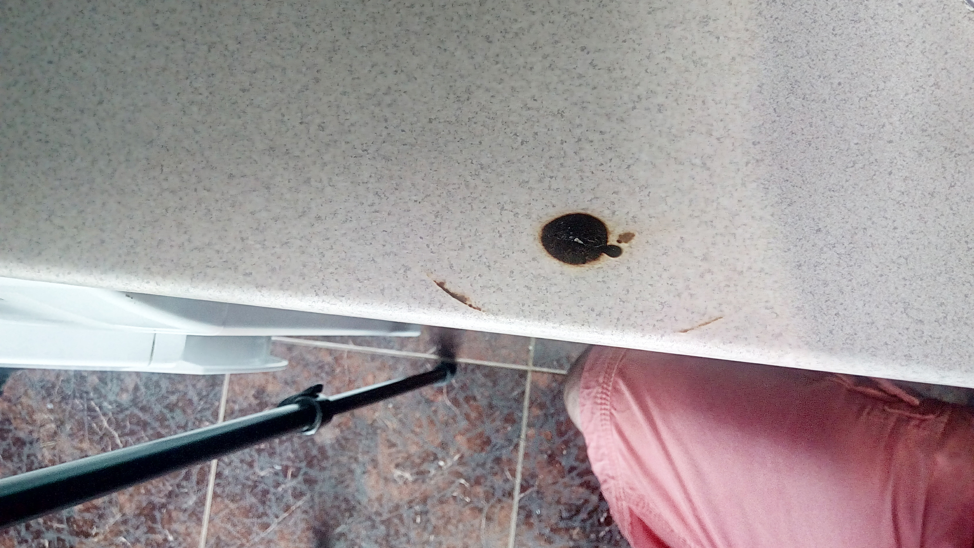 прожоги на столешнице