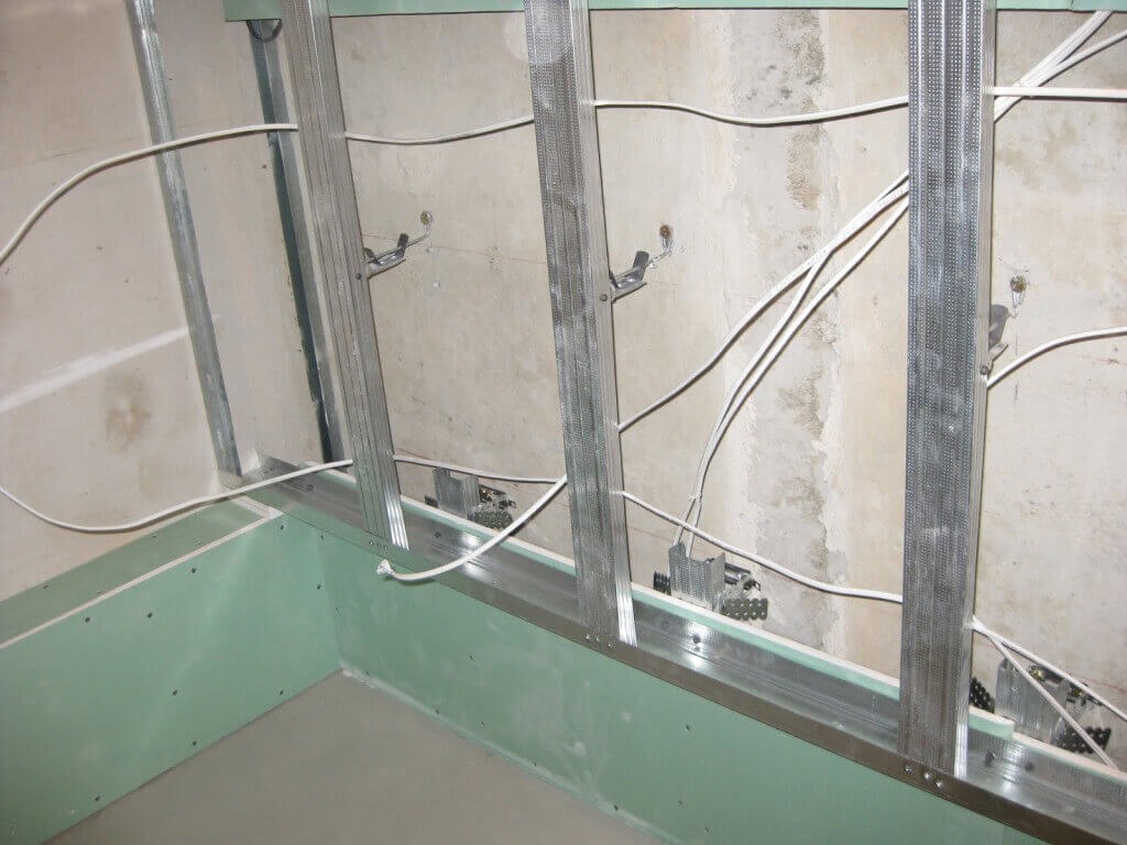 установка направляющего профиля