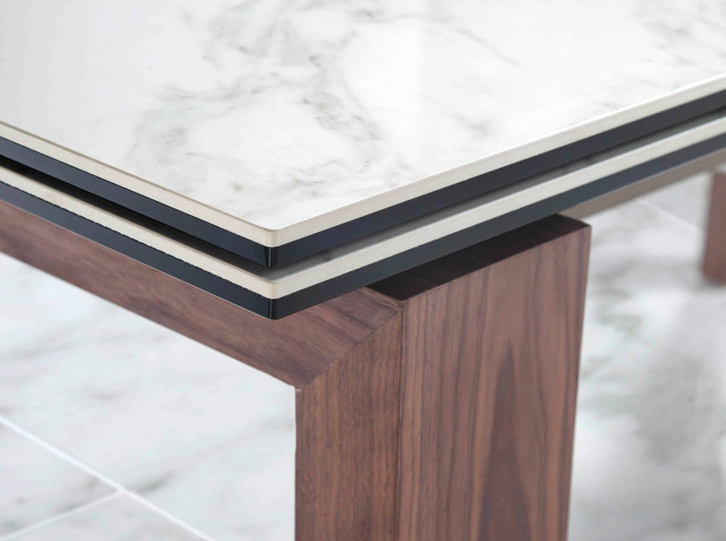 стол с мраморной столешницей