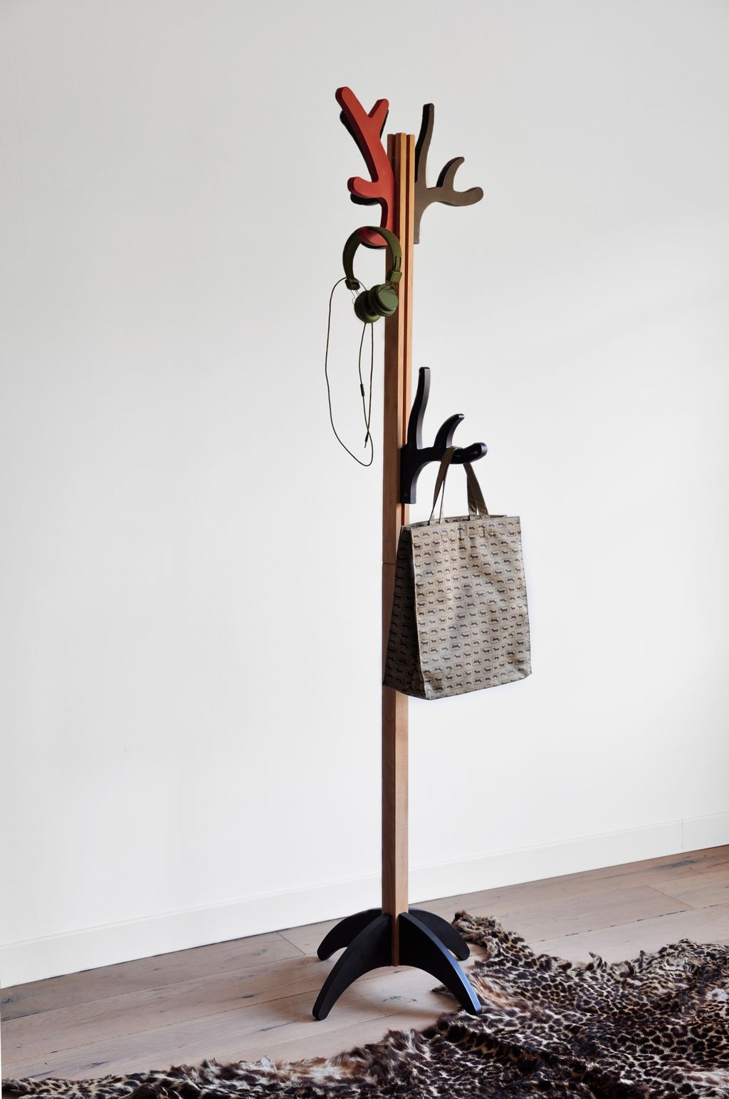 тренога с крючками